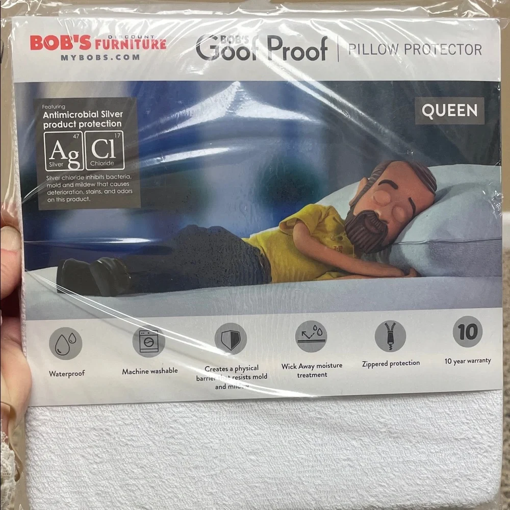 Bob's Furniture Pillow Protector Queen